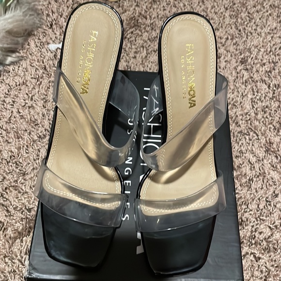 Brand new heels fashion nova - Picture 4 of 6